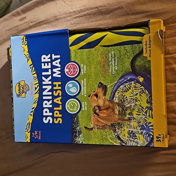 Banana Boat Sprinkler Splash Mat for Dogs New in Box - Picture 1 of 7